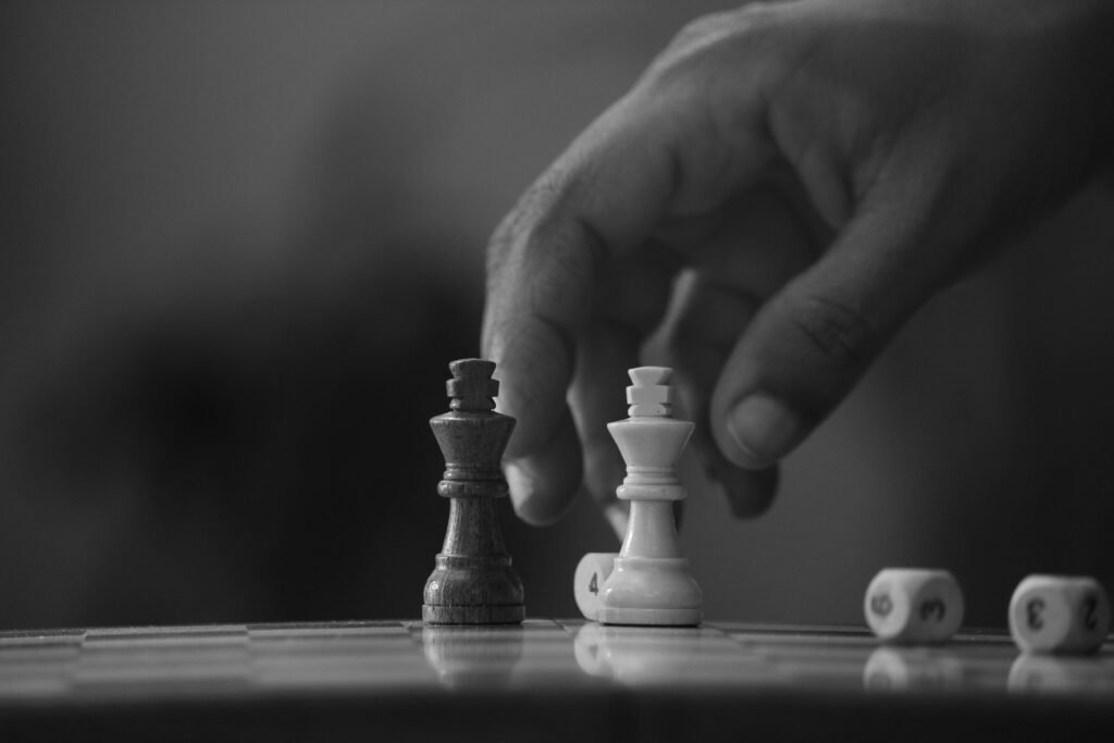 Now that we’ve talked about both online and offline training, let’s take a look at the top places where kids in Burslem can learn chess. While Burslem doesn’t have a huge number of chess schools, there are still a few options. But one academy clearly stands out—Debsie.