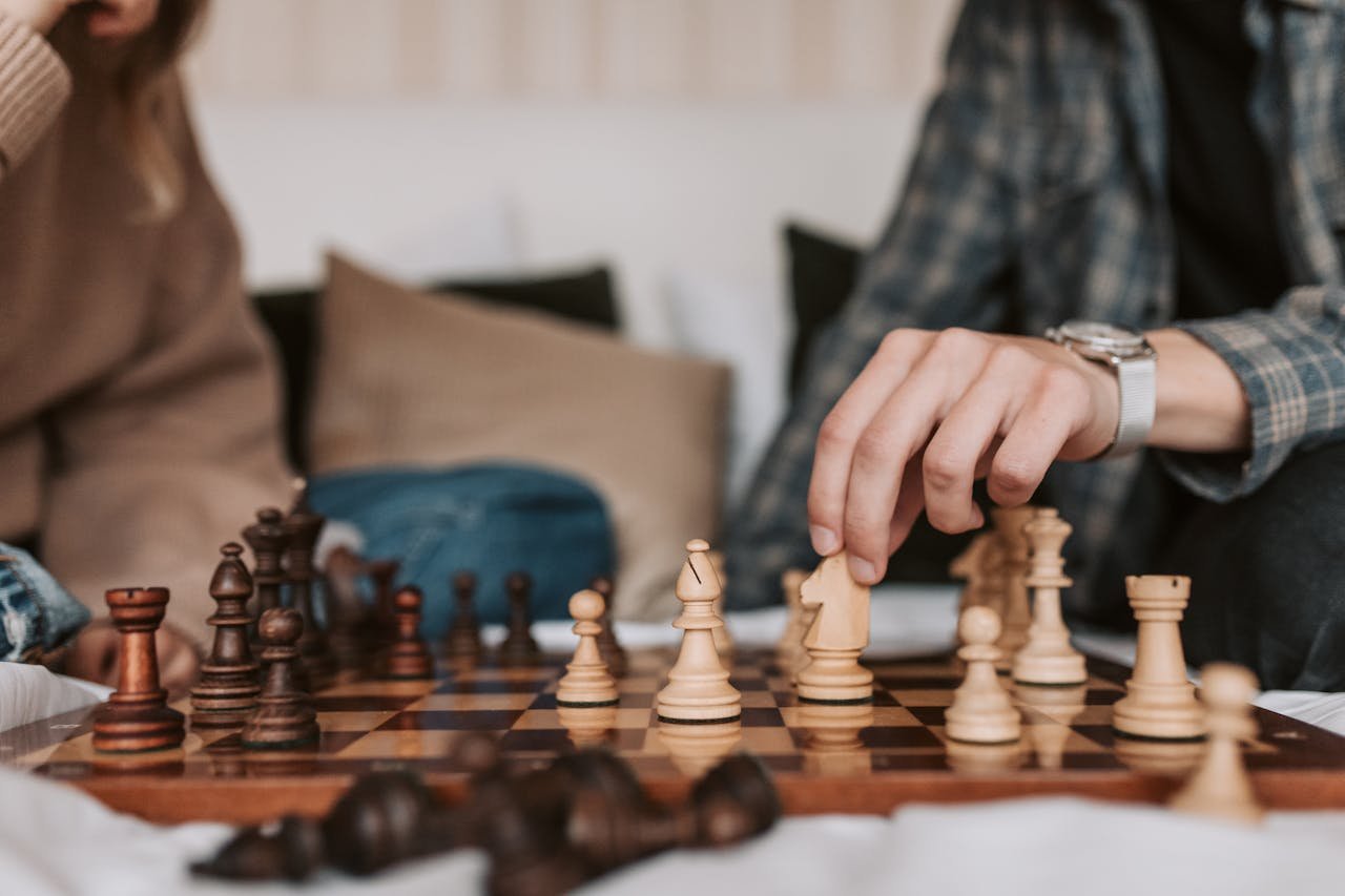 Offline chess classes have been the traditional way for children to learn for years.