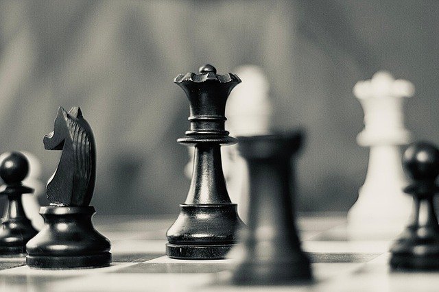 Discover the top 5 chess coaching academies in Old Town, Fort Collins. Help your child boost focus, smart thinking, and confidence with expert chess lessons.