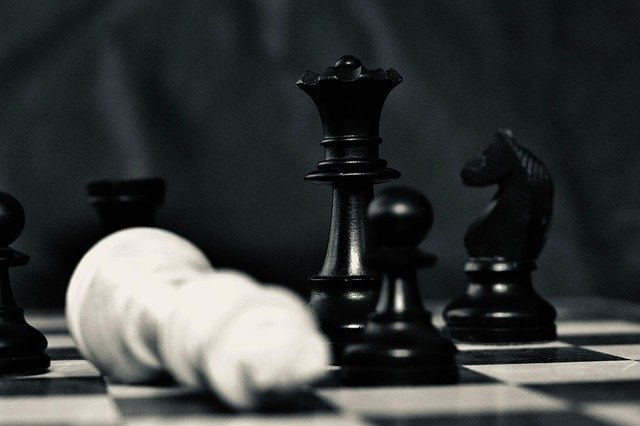 Discover the top 5 chess coaching academies in The Trails, Frisco. Boost your child’s focus, confidence, and strategic thinking with expert chess coaching.