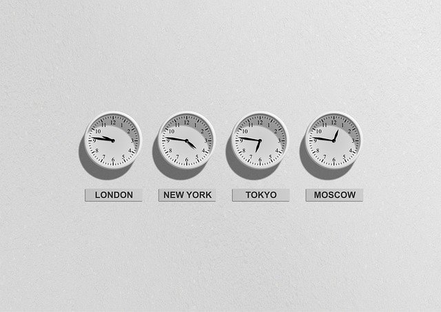 If everyone on Earth used the exact same time, it would be very strange. You might wake up at what your clock says is “2 a.m.” even though the Sun is shining brightly outside. 
