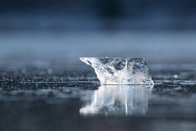 Changing from solid to liquid, liquid to gas, or back again isn't just a cool science fact—it’s real-life science in motion. Every time you cook, cool, heat, or even breathe, states of matter are shifting.