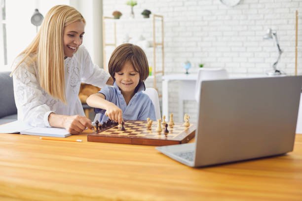 Find the leading chess coaching centers in Midtown, Palo Alto. Perfect for kids and adults, with flexible lessons, experienced coaches, and strong player support.