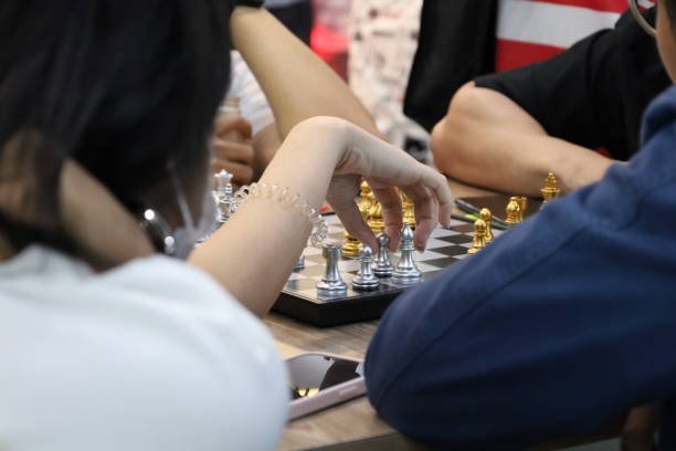 Drawbacks of Offline Chess Training
