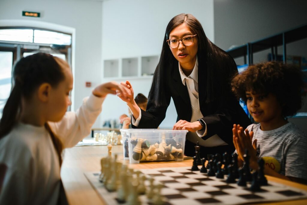 Let’s look closely at the downsides of learning chess offline, especially for families who want their kids to get serious about it.