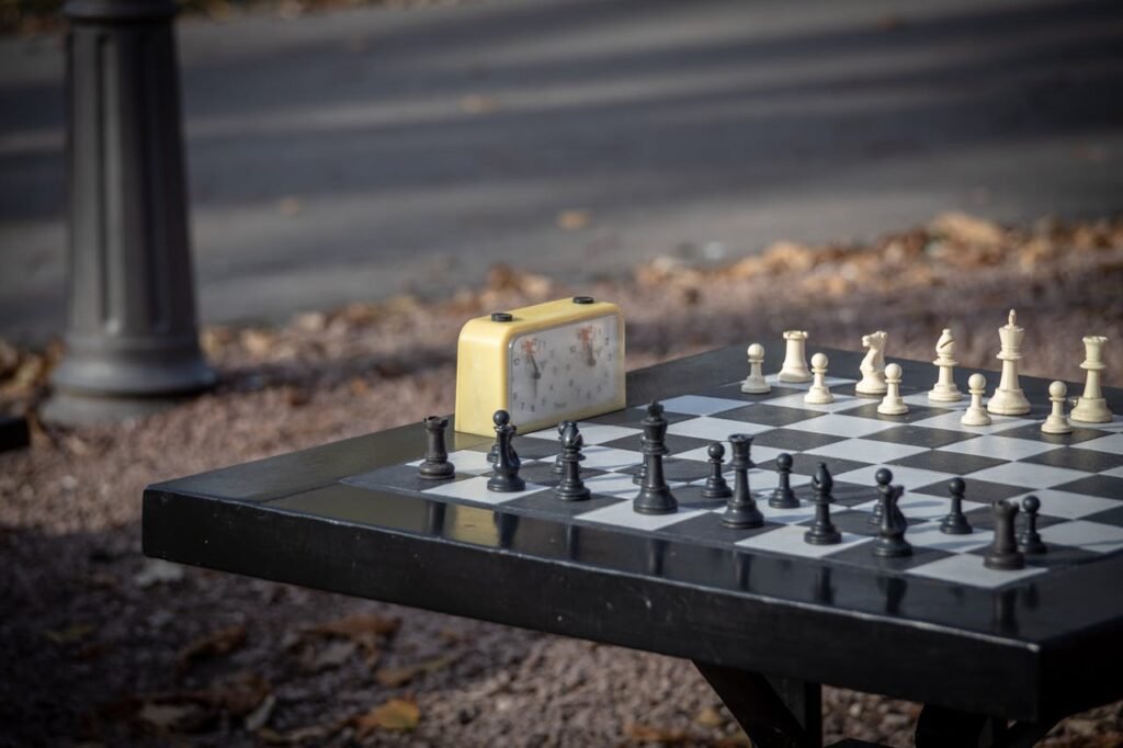 Top 5 chess academies in Pollerton, Carlow. Learn from experienced coaches and improve your game with engaging chess lessons.