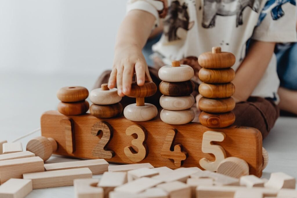 Mental math isn’t just for school tests. In fact, some of the most important math your child will ever do happens outside the classroom—without a worksheet, a calculator, or even a pencil in sight.