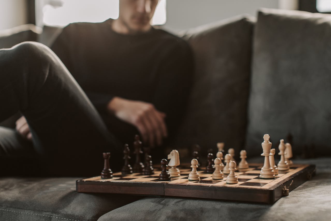 While offline chess training has charm, it also has many built-in problems that are hard to ignore—especially when compared to modern online learning that’s built for flexibility, structure, and real growth.