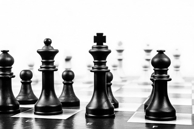 Carindale has a few chess groups, some school clubs, and a handful of coaches