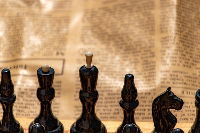Discover the best chess tutors and classes in College Hill. Build your child’s focus, problem-solving skills, and confidence through chess.