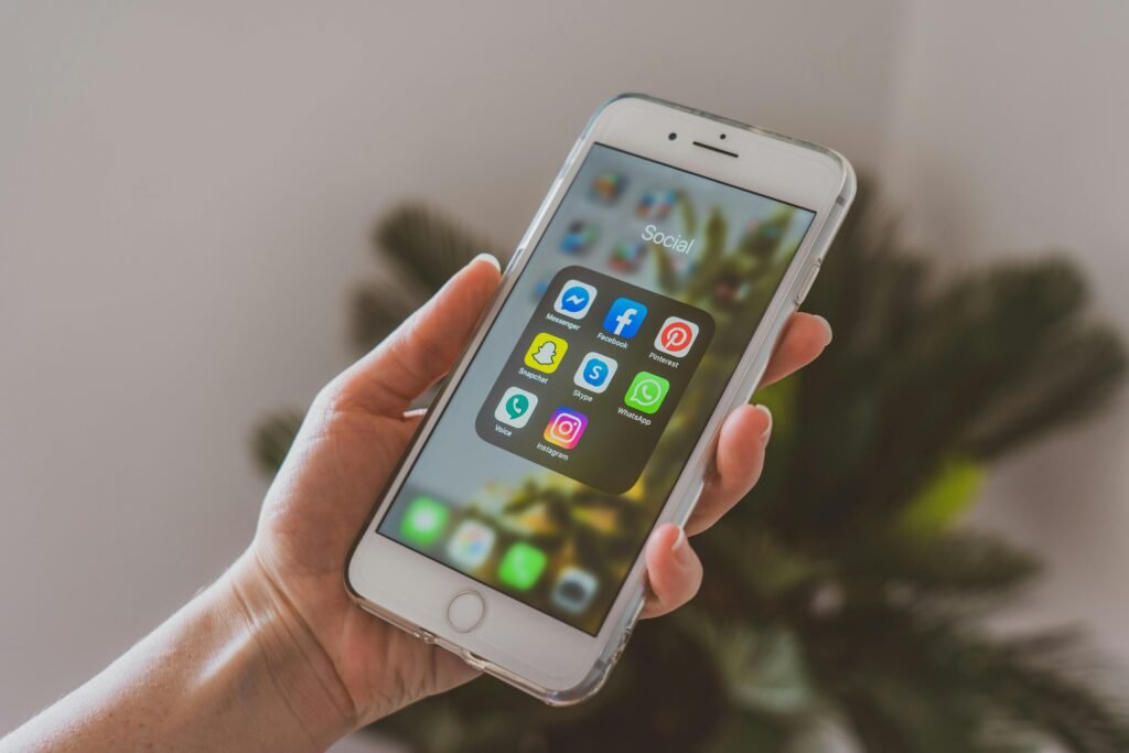 People don’t go to Snapchat to show off. They go there to share daily moments. Silly faces. Messy hair. Screenshots of conversations. Stuff they’d never post anywhere else.