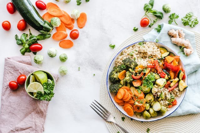 Explore how nutrition shapes memory, focus, and learning ability. A parent-friendly guide to brain-boosting foods for kids.