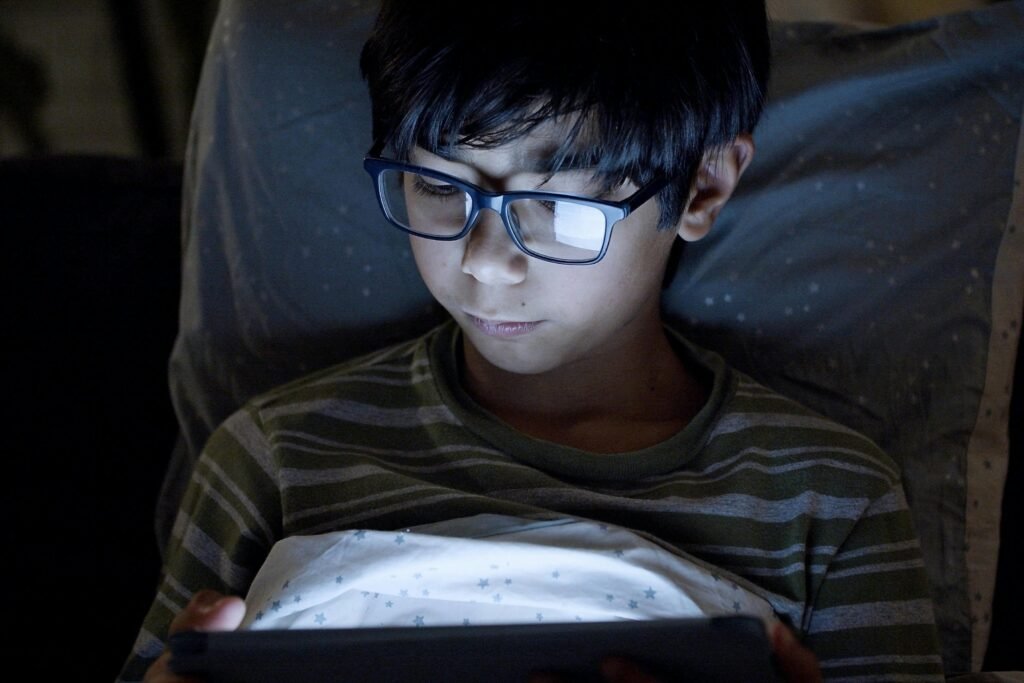 This can cause groggy mornings, mood swings, and trouble staying focused. Over time, a late circadian rhythm can become a regular sleep disorder—something that takes months or years to fix.