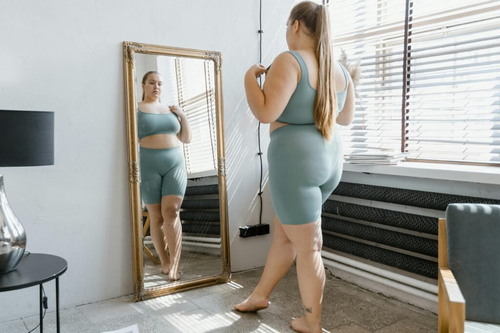 Are filters and photo edits hurting teen self-esteem? See what the numbers say about social media’s impact on body image and confidence.
