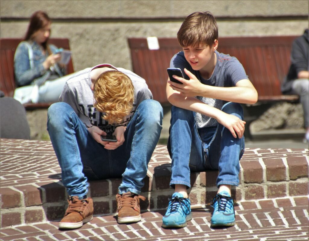 Here’s an interesting detail: 84% of TikTok users — teens included — watch videos with sound. That’s different from other apps where people often scroll silently. On TikTok, music, voices, sound effects, and reactions are all part of the experience.