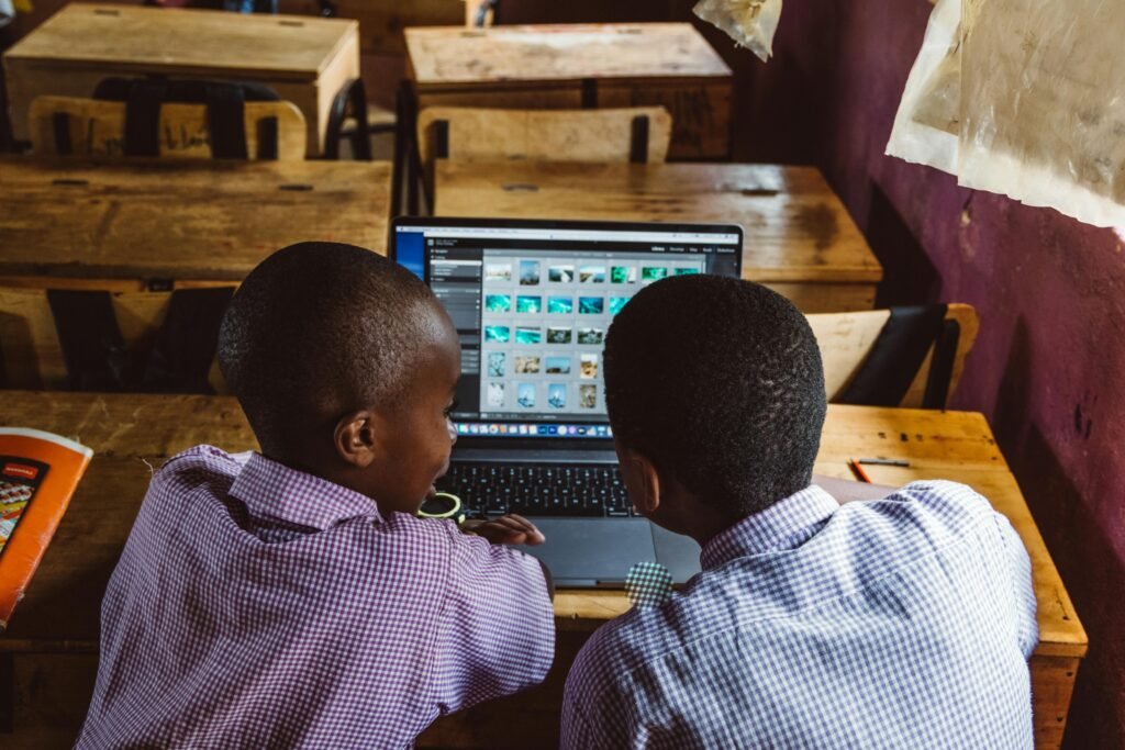 Debsie partners with schools and districts to help them identify gaps and solve them without breaking budgets. We believe every child, in every zip code, deserves access to great learning tools.