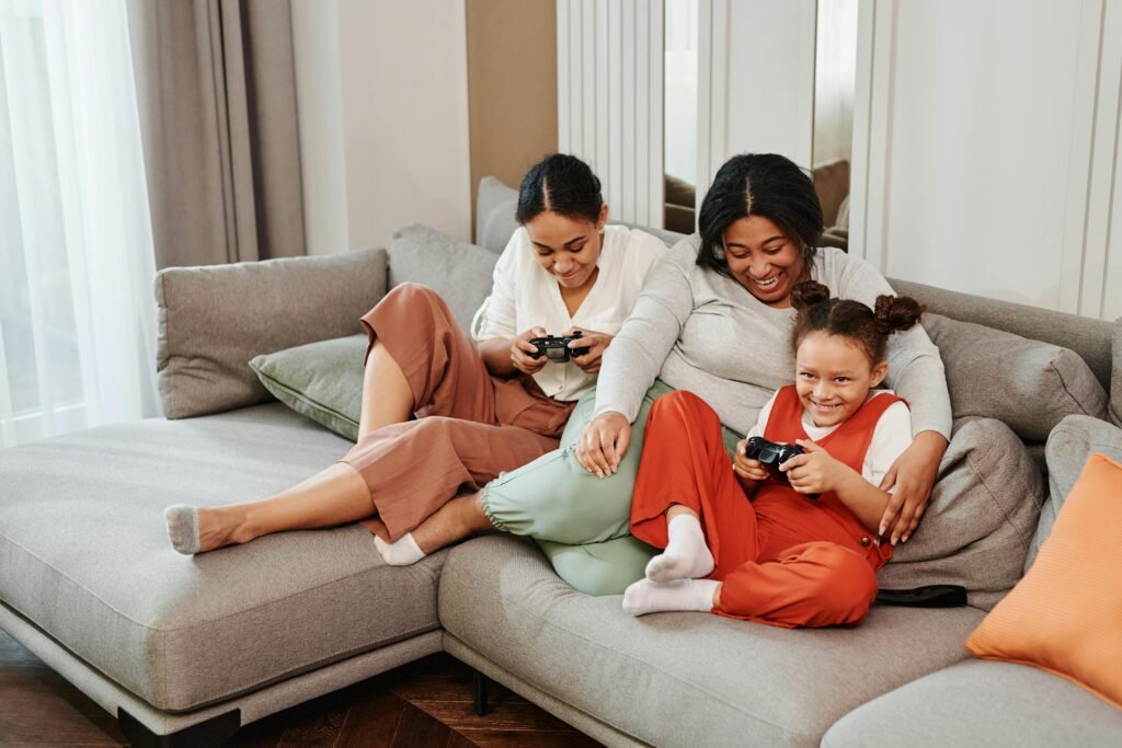 Another helpful strategy is using timers. When gaming time starts, set a visible countdown. This takes the pressure off you and helps your child manage themselves. When the timer beeps, it’s time to wrap up—no debate needed.