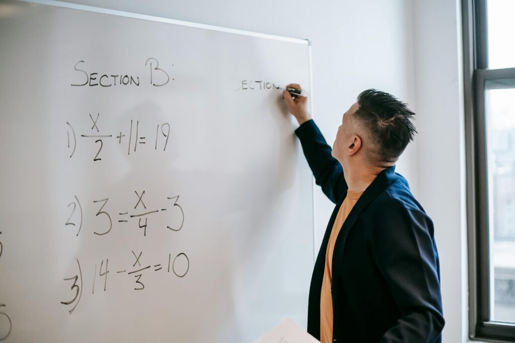 Build a maintenance routine that is light, regular, and friendly. After the first three months of growth, shift to weekly touch-ups. Run two short reviews per week, each under eight minutes. Use a rotating calendar so every fact gets tapped at least once every three to four weeks.