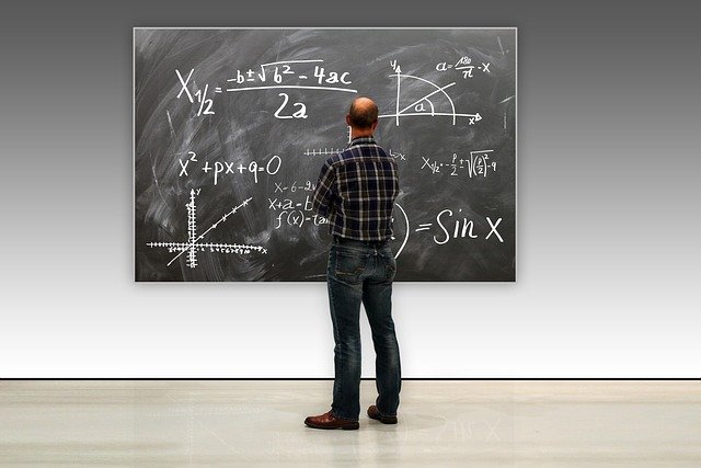 board-4444443_640 Goa may be small, but the ambition of its students is big. In Panaji and Margao, you will find several coaching centers.