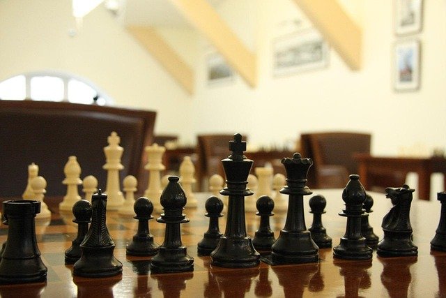 Discover chess tutors & classes in Bruges. FIDE-certified coaches for kids & adults. Build focus & strategy. Start your free Debsie trial today.
