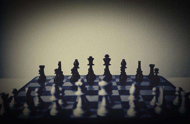 Find top chess tutors & classes in Outremeuse, Liège. FIDE coaches for kids & adults. Build focus & strategy. Book a free Debsie trial today.