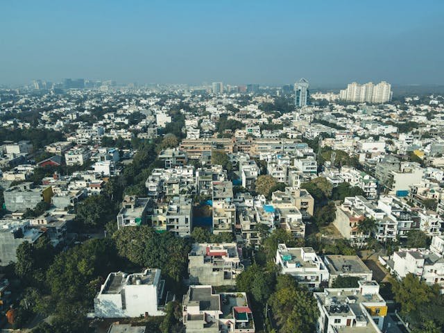 Now let’s talk about Debsie, the #1 choice for learning physics—not just in Gurugram, but all over the world.