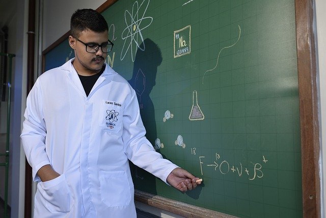 Best Physics tutors & classes in Madhya Pradesh. Live CBSE/ICSE, JEE/NEET prep. Proven outcomes. Book a free trial with Debsie.